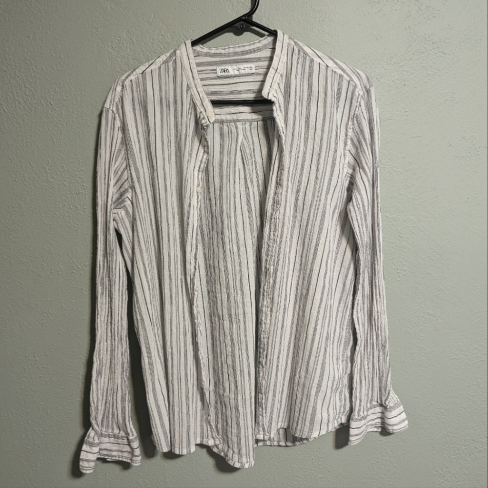 ZARA L 100%COTTON STRIPED BUTTON DOWN